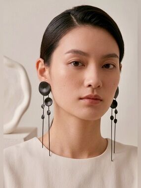 New Fashion Long Tasseled Round Metal Statement Earrings – European Style